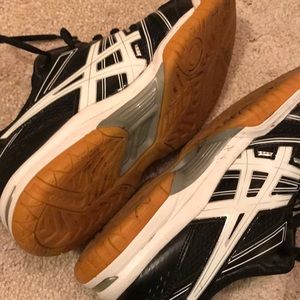 Sports shoe by ASICS